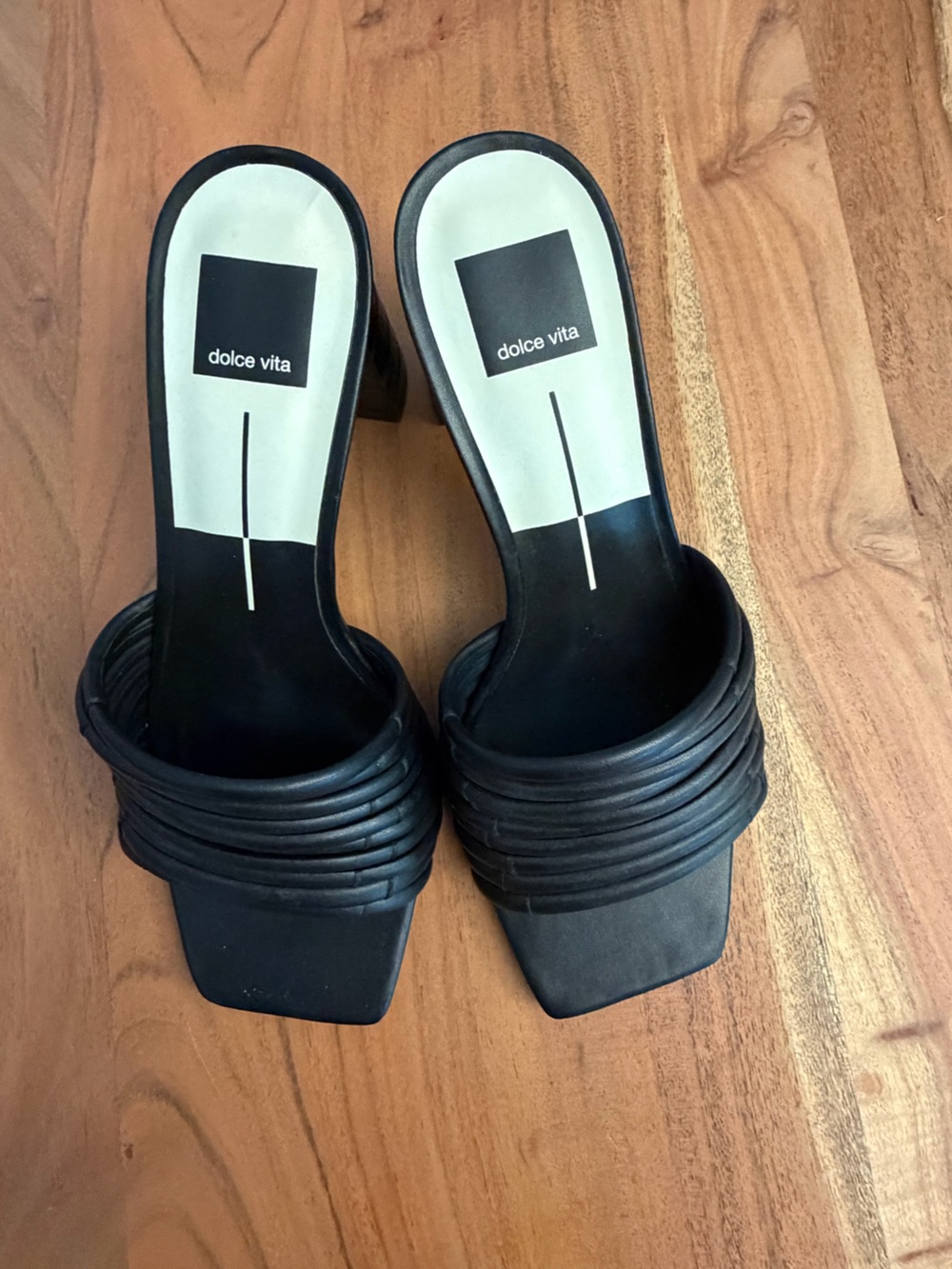 DOLCE VITA - PRIANA HEELS - size 8.5
